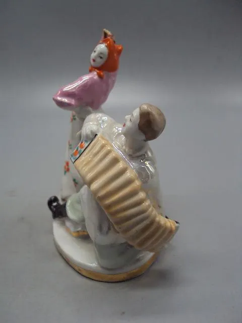 Купити Фигура фарфор Дулево танцоры с гармошкой перепляс гармонист и девушка 11,7 см под реставрацию №13919