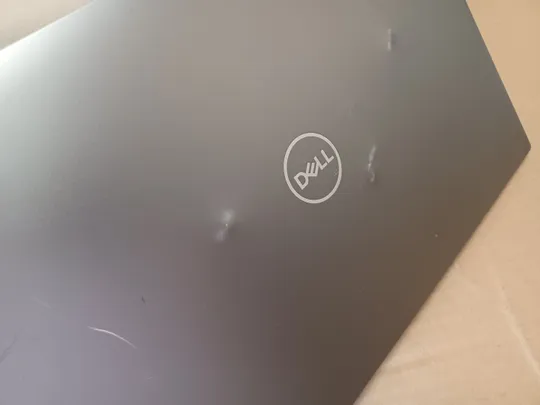 номер1056-3 кришка матриці 0mrp41 з петлями для Dell  XPS17 XPS 17 9700 Precision 5750 Кришка дисплея Тильна кришка Корпус матриці Верхня кришка matrix cover Top Case LCD Cover Rear Lid Back Cover Housing Cabinet оригінал Продаж