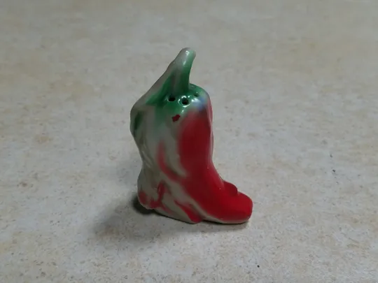 Купити Перець солонка сільничка фігурка статуетка стара радянська порцеляна Вживане