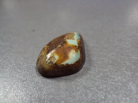 Камень варисцит на подложке для ювелирных изделий вес 4,21 г размер 7,5 х 23,5 х 17,5 мм №13283 Характеристики