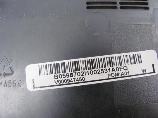 676-18 сервісна кришка V000947450 для Toshiba Qosmio X870 X875  оригінал Де купити