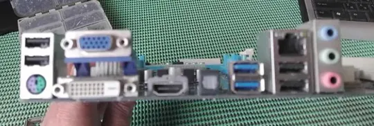 Gigabyte GA-F2A75M-D3H (FM2) + AMD A10-5800 ( 4 core ) З аукціону