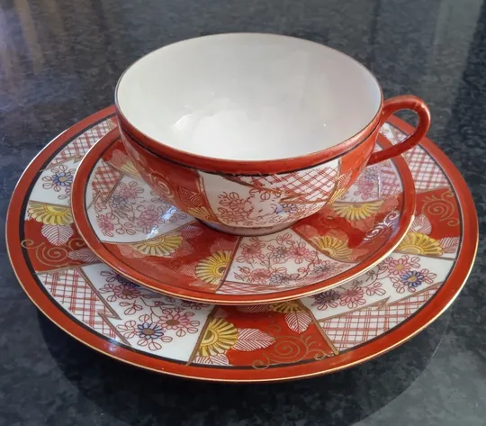 Сервіз на дві персони Дві Гейші порцеляна літофанія Японія Yf 04 Характеристики