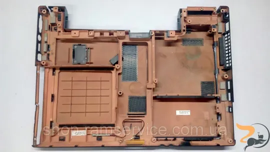 Нижня частина корпуса для ноутбука MSI VR420x, MS-1422, б/в Ціна
