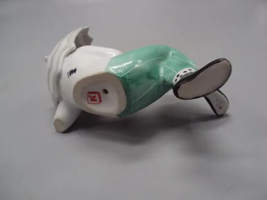 Фигура фарфор статуэтка Киев клоун Попов лежит с зонтиком клоун с зонтом размер 7,5 х 15 см №14198 З аукціону