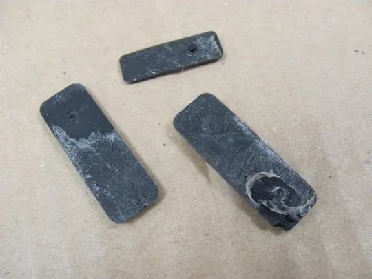 740-25 комплектуюче резинові ніжки на дно для  Acer Aspire F5-573G E5-575 P259 E5-573 E5-576 N16Q2 оригінал Ціна