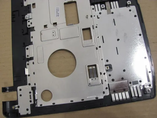 487-5 Кришка панель палмрест та тачпад 60.4MY03.005 для MEDION P6816 E6228 оригінал З аукціону