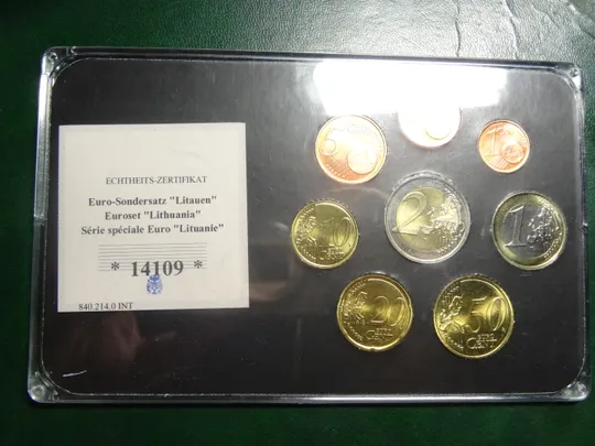 Купити Комплект євромонет Литви 2015 UNC (повний комплект+сертифікат)