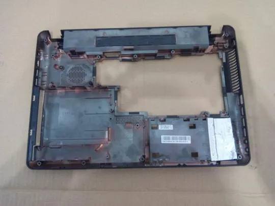 №330-2 Кришка дно піддон корпуса 13N0-YHA0V01 для MEDION X6816 X6815 оригінал Ціна