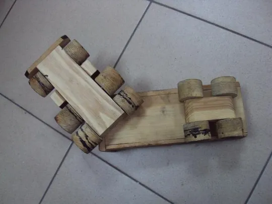 Детская игрушка машинка Сходница (Східниця) грузовик дерево длина 33,3 см №11133 Інтернет-аукціон