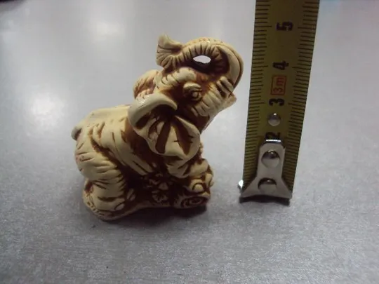 Фигура пластик миниатюра слон слоник слоненок №10187а Інтернет-аукціон