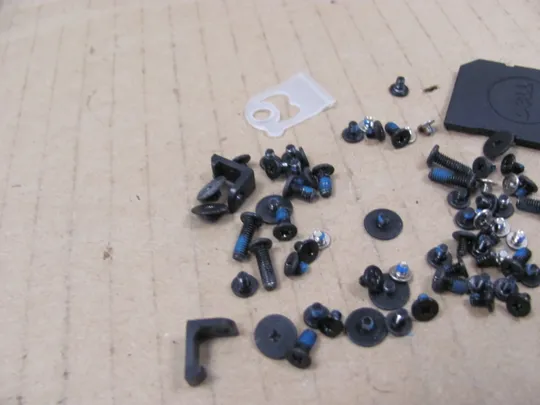 699-38 комплектуюче гвинти для  DELL XPS14 XPS 14 L421X оригінал З аукціону