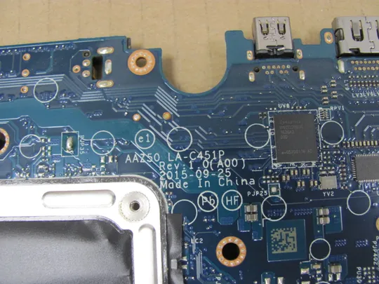 692-7 материнська плата SR2F0  i5-6300U AAZ50 LA-C451P для Dell Latitude E7270 7270 оригінал Характеристики