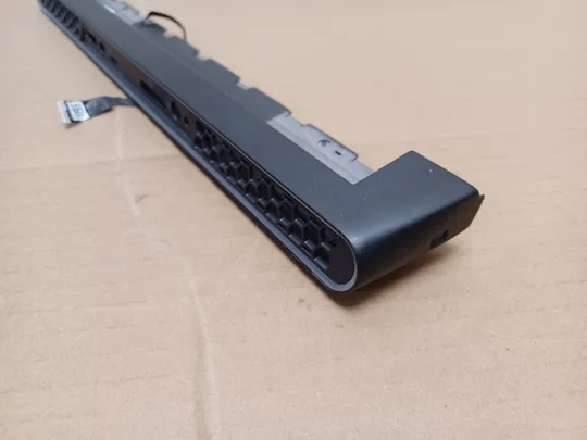 номер1057-25 заглушка корпуса Пробка Заглушка роз’єму Кришка порту 0NK1FG AM2KH000B03 для Dell Alienware M15 R2 оригінал Інтернет-аукціон