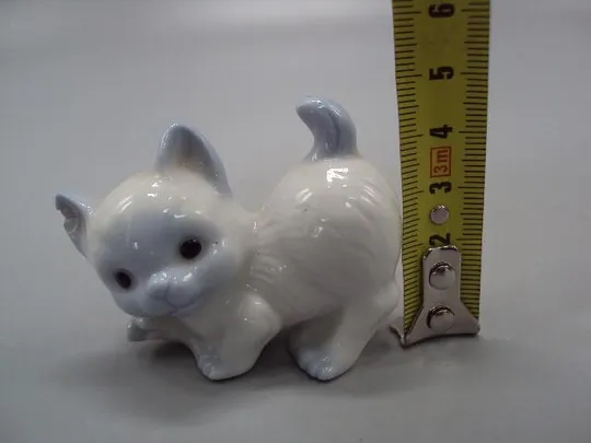 Фигура фарфор статуэтка котенок миниатюра котик Германия кот высота 4,7 см под реставрацию №13720 Недорого