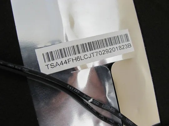 63-6 кришка матриці 44FH6LCJT дляFUJITSU A532 AH532 оригінал Характеристики