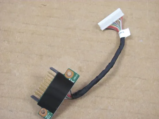 номер0088-32 роз'єм підключення АКБ 1414-0A89000  для Dell Latitude 14 Rugged 7404 7414 оригінал З аукціону