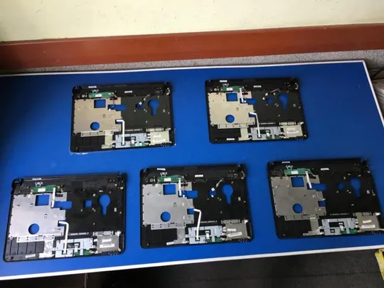 №72-18 Кришка панель палмрест та тачпад для FUJITSU SIEMENS SH531 CP515383-01 Характеристики