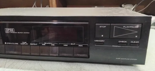 CD проигрыватель Kenwwod DP-47 З аукціону