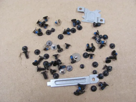 645-8 комплектуюче гвинти  для DELL  LATITUDE E5570   оригінал Продаж