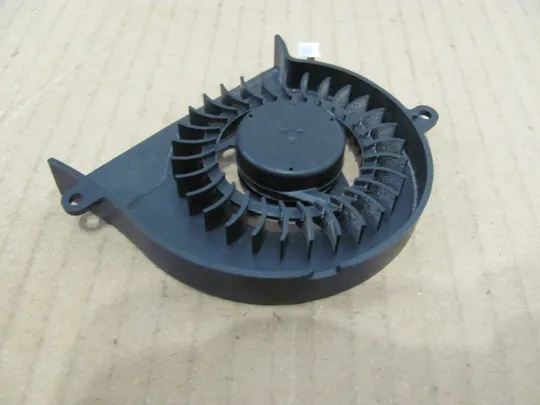номер0176-25 Вентилятор (кулер, FAN) BA31-00107A для SAMSUNG NP300 NP300E NP300E5A NP300E7A оригінал З аукціону
