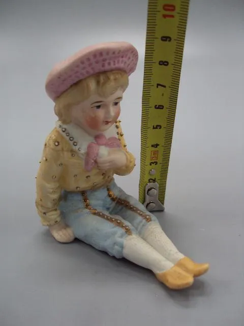 Купити Фигура фарфор статуэтка Германия ребенок мальчик кавалер высота 8,8 см под реставрацию №14046