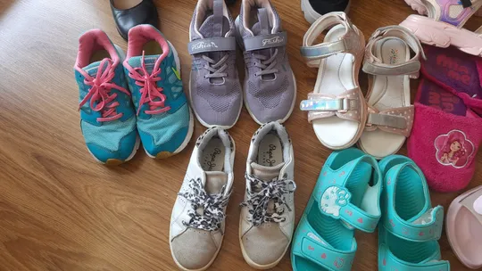 Взуття,дитяче Торговий майданчик