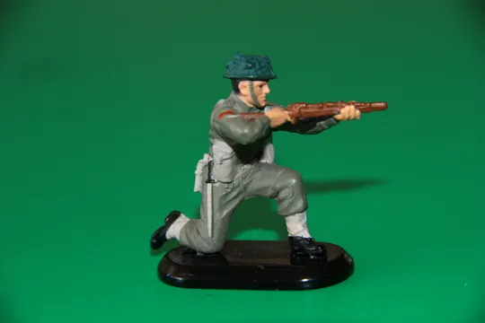 БРИТАНСЬКИЙ СОЛДАТ Другої світової британец BRITAINS 54мм Англія Ціна