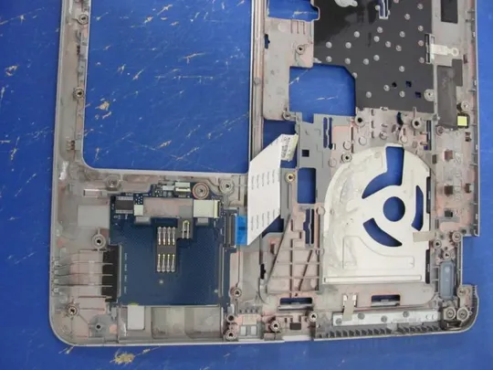 №247-13 панель палмрест 6070B0882901 821191-001 для HP EliteBook 850 G3 оригінал Де купити