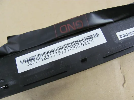 585-7 рамка матриці  3077F1B211  для  MSI GF63  оригінал Де купити