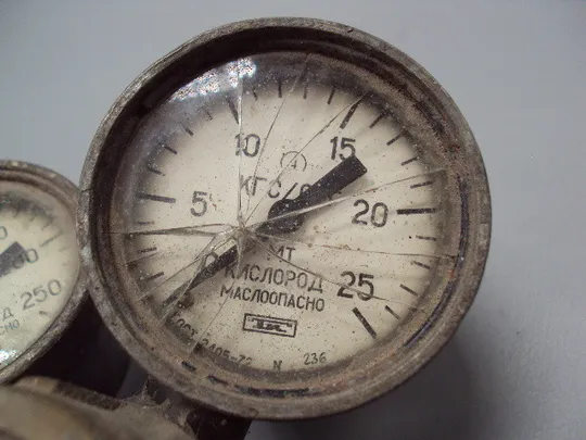 Газосварочный редуктор 1972 год ссср для газосварки №16020 в Україні