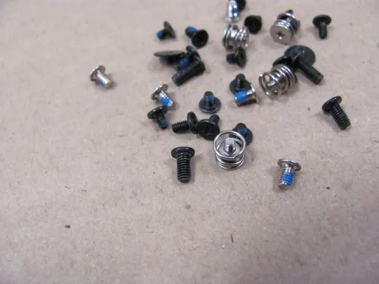 674-42 комплектуюче гвинти  для Dell Latitude  E5540 E5440  оригінал Продаж