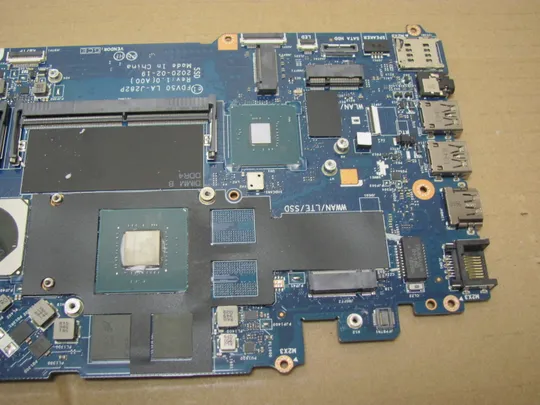 номер0944-7  материнська плата Mainboard Материнка Основна плата Системна плата Плата системи Laptop motherboard мамка ноутбучна плата FDV50 LA-J282P SRH8P i7-10850H для Dell Latitude 5510 5511  Precision 3550 3551  оригінал Де купити