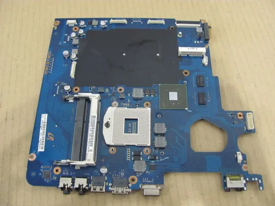 номер0176-21 материнська плата, Mainboard,Материнка,Основна плата,Системна плата,Плата системи,motherboard BA92-09185B для SAMSUNG NP300 NP300E NP300E5A оригінал Ціна