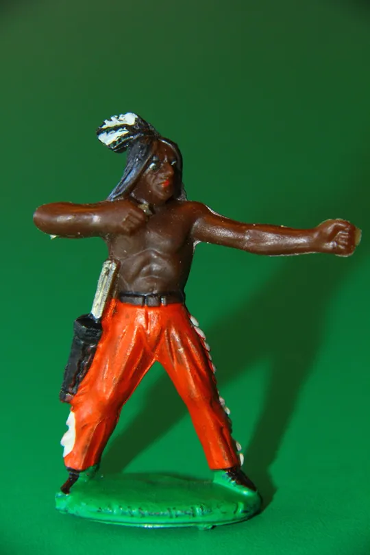 індіанець НДР №045 ГРОМОВИЙ ЯСТРУБ Георг Блехтшмідт ТЕМНА ГУМА Ціна