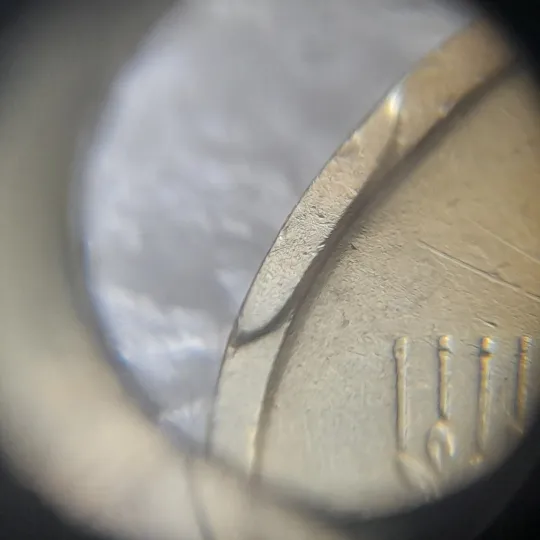 (7345) 25 копійок 1992 2ААм задирок на канті та розколи з обох боків внизу аверса (25 копеек 1992 2ААм брак) Продаж