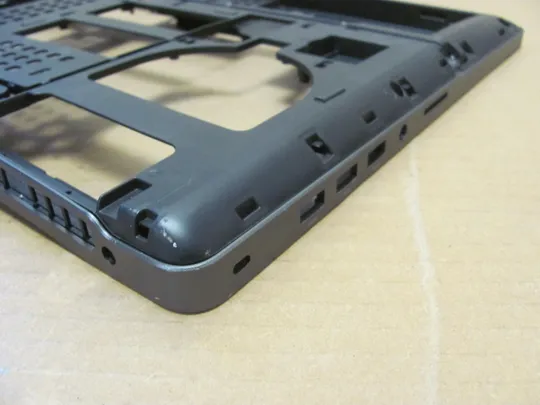 номер0999-3 Кришка дно піддон корпуса Нижний корпус (дно) для ноутбука Низ AM1DJ000401 0HGRKM для Dell Precision 7710 7720 оригінал Торговий майданчик