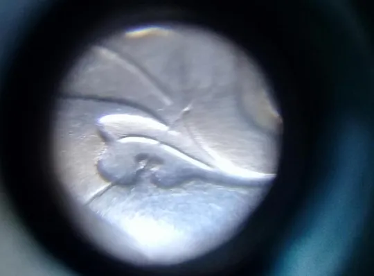 (3243) 5 копійок 1992 розкол на аверсі від канту через лівий нижній листок (5 копеек 1992 брак) Продаж