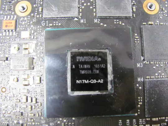 781-21 відеокарта NVIDIA N17M-Q3-A2 Quadro M620 2 ГБ GDDR5  для  LENOVO Thinkpad P70 P71  оригінал З аукціону