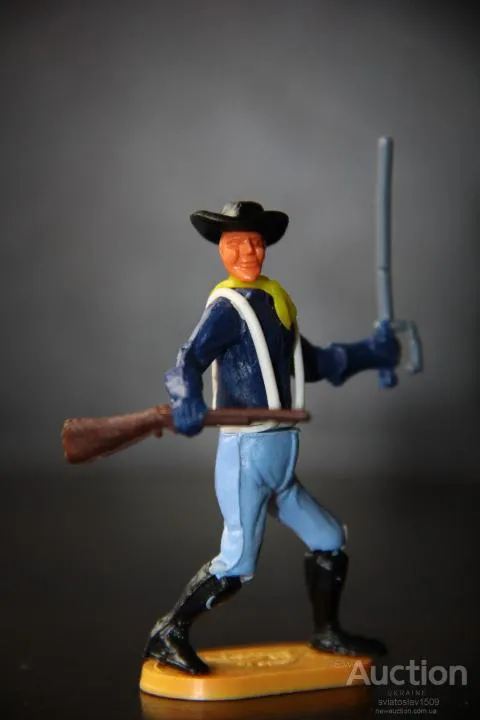 Купити кавалерист армии США ( 7ой кавалерийский полк) CHERILEA 65-70мм