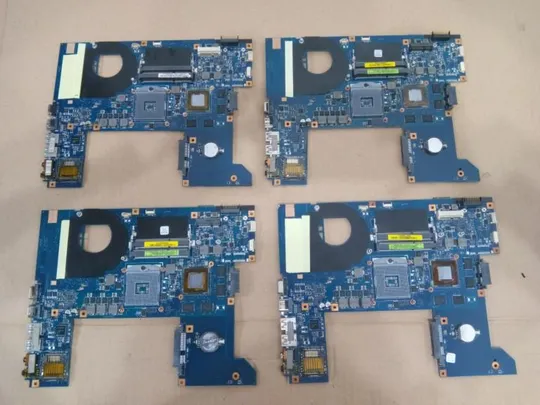 №330-5 материнська плата E89382 для MEDION X6816 X6815 оригінал Ціна