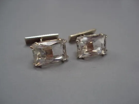 Запонки прямоугольные белые вставки серебро 875 проба ссср 2ЛЮ вес 6,93 г 2,1х1,3х0,9х0,7 см №м14164 Ціна