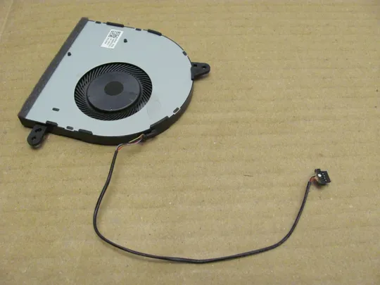 554-20 Вентилятор (кулер, FAN) 13N1-2EP0101 для ASUS R7024 X705UAR N705U N705UQ N705 оригінал З аукціону