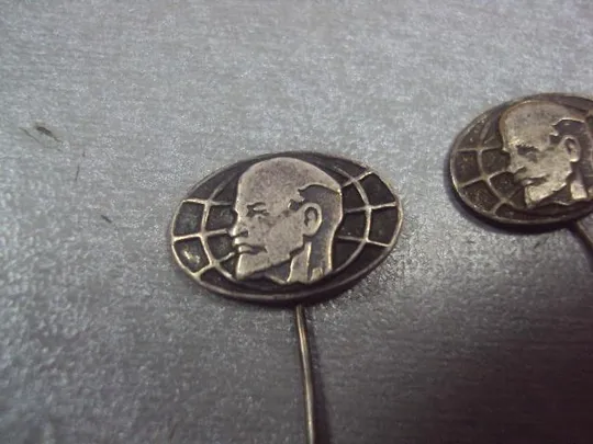 Купити знак ленин земной шар лот 2 шт №5487