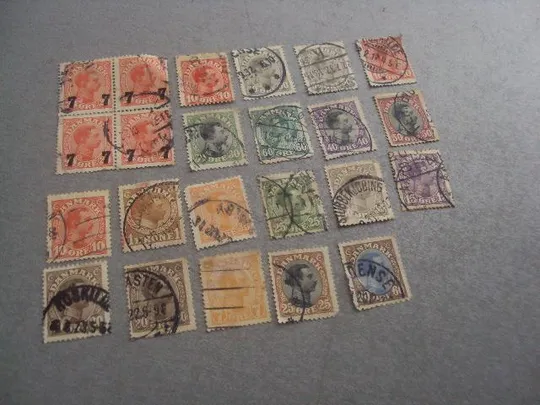 марки danmark Дания стандарт личности король кристиан лот 23 шт №57 Ціна