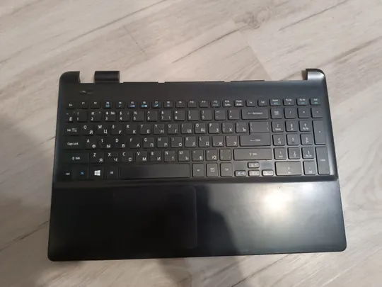 Топкейс з клавіатурою для ноутбука Acer Aspire E5-511, E5-521, E5-531, E5-551, E5-571, E5-571G Ціна