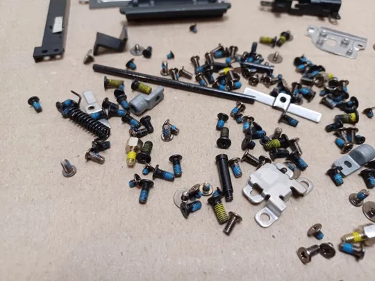 номер1064-18 комплектуюче кріплення гвинти для DELL LATITUDE 14 5420 5424 RUGGED  оригінал Продаж