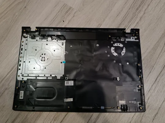 Верхня кришка корпуса (топкейс) для ноубука Acer E5-523G E5-553 E5-553G E5-575G E5-576 E5-576G Ціна