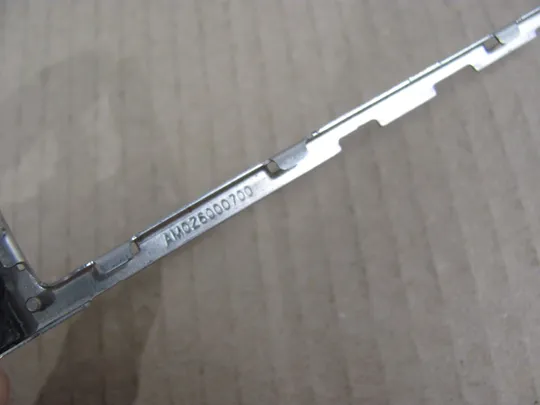 389-12 кріплення з петлями AM0Z6000700 для  LENOVO Thinkpad P50  оригінал Характеристики