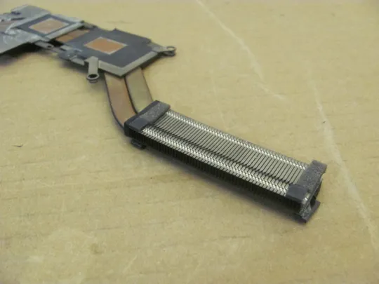 номер0915-15 термотрубка охолодження 08R2V8 AT1U10010A0 для Dell Precision 5520, XPS 15 9560  оригінал Продаж